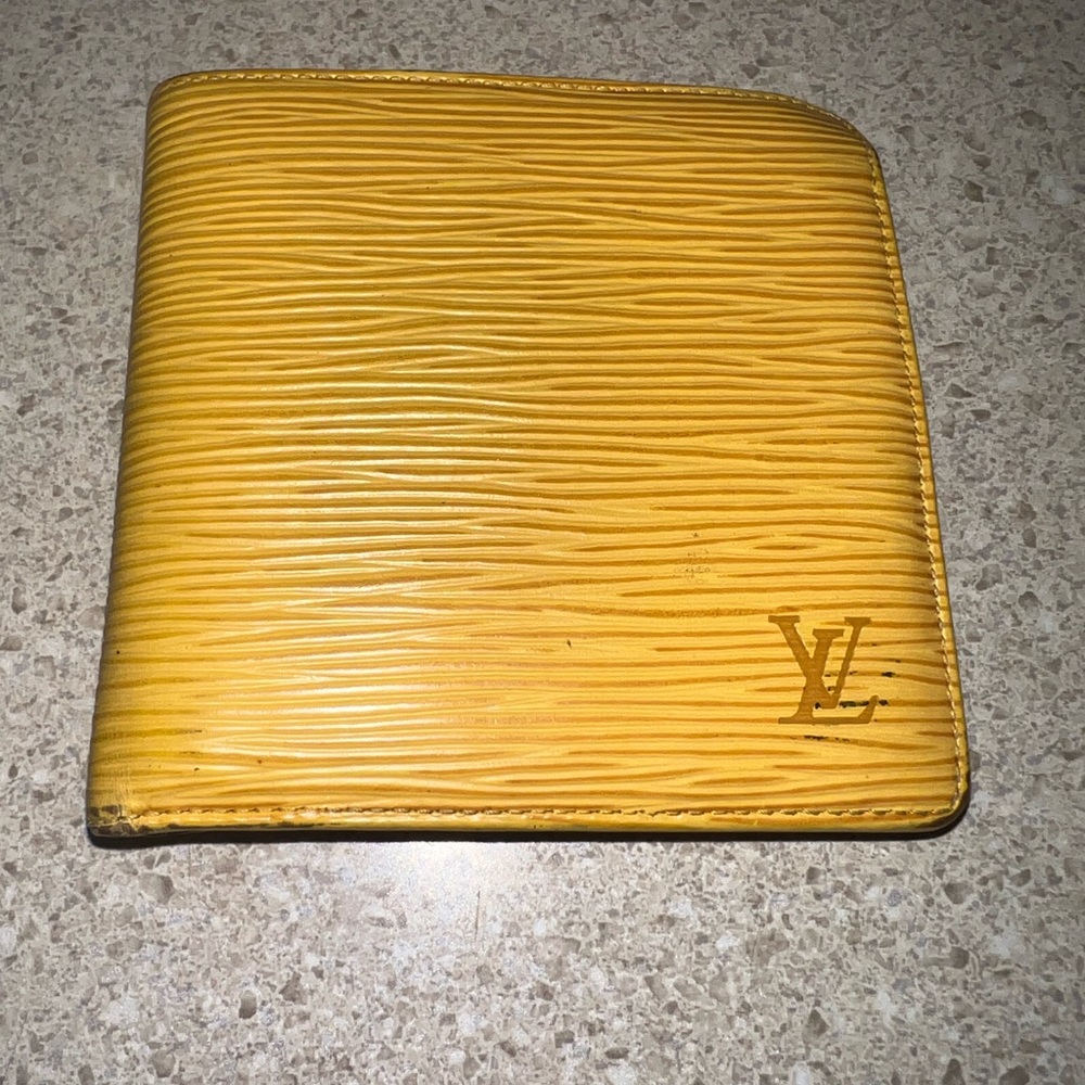 Louis Vuitton Epi Marco Wallet